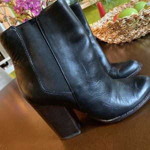 Banana Republic Black Leather Tall Heeled Booties, Ankle/Calf-Height, Sz 6.5